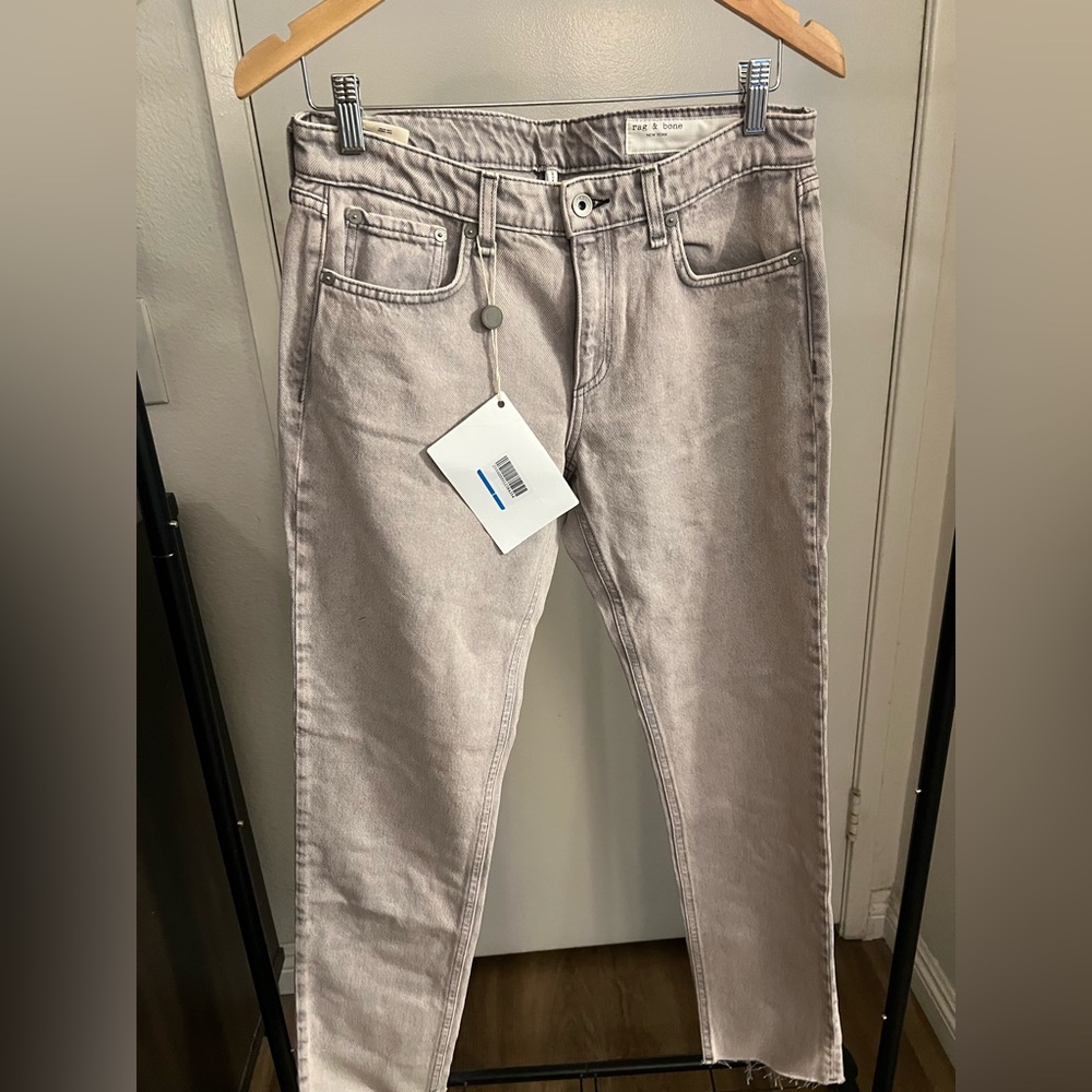 rag & bone Low-Rise Slim Boyfriend Jeans in gray wash - Picture 5 of 8
